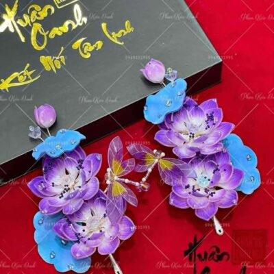 Đôi Cài Tóc Sen Tím và Chuồn Chuồn